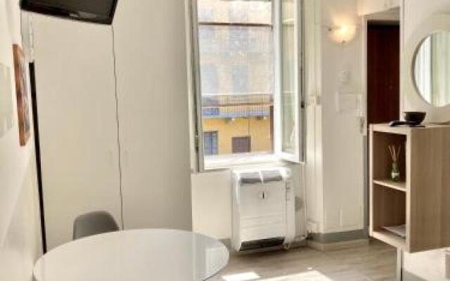 [Art Of Milan] L' Appartamento Sui Navigli