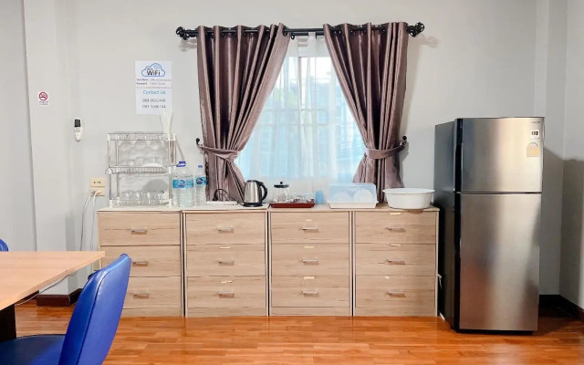 24 Hostel Donmuang