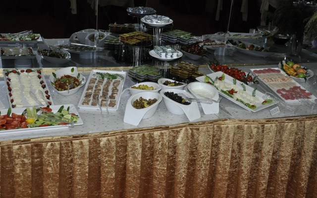 Kıvrak Hotel