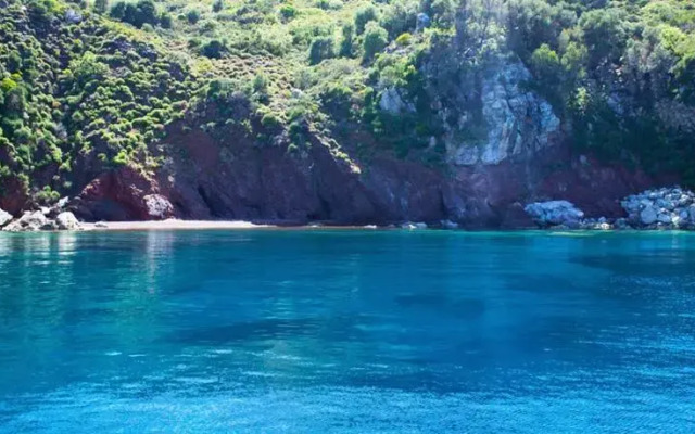 Yacht Charter
