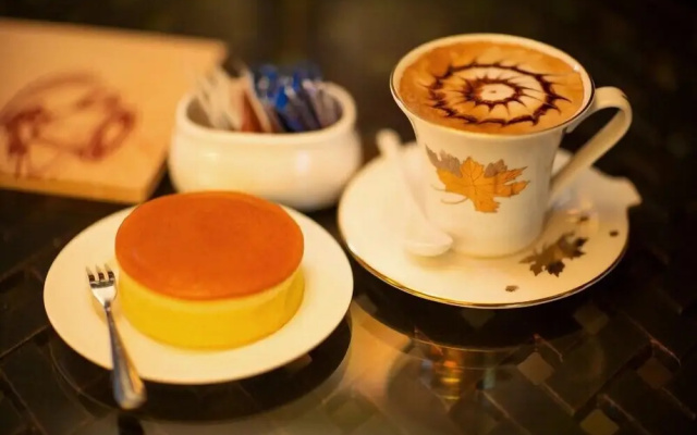 Yurong West Lake Cottage Resort