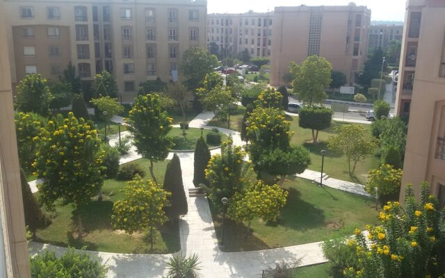 Luxurious Apartment in El Rehab City