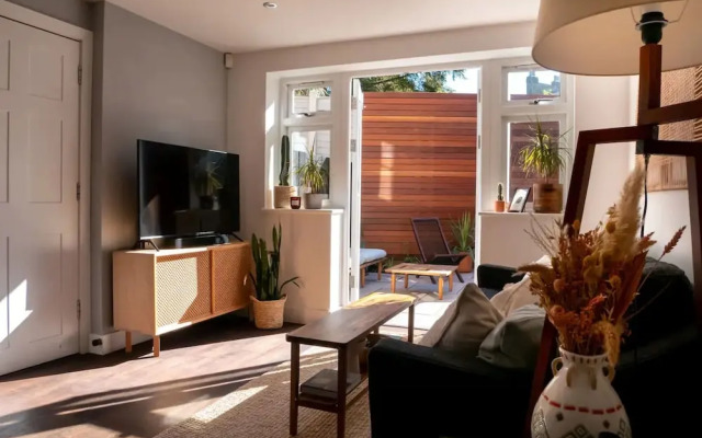 Stylish 1 Bedroom Flat in Clapton