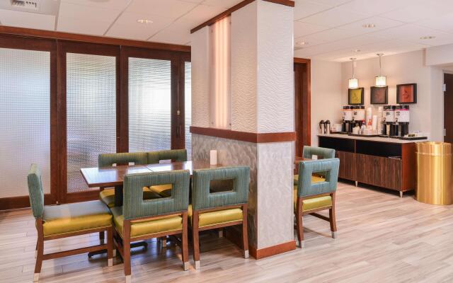 Hampton Inn Seattle-Airport