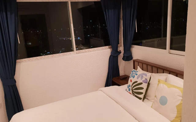 Vtsix Condo Rentals at View Talay 6 Pattaya