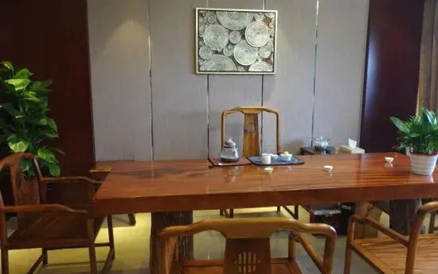 Kefa Exhibition Hotel