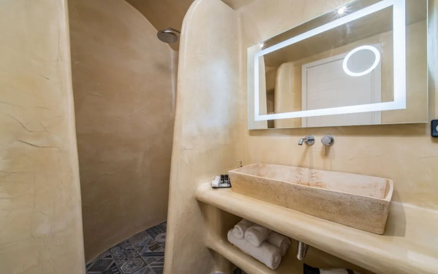 Aegean Blue Luxury Suites