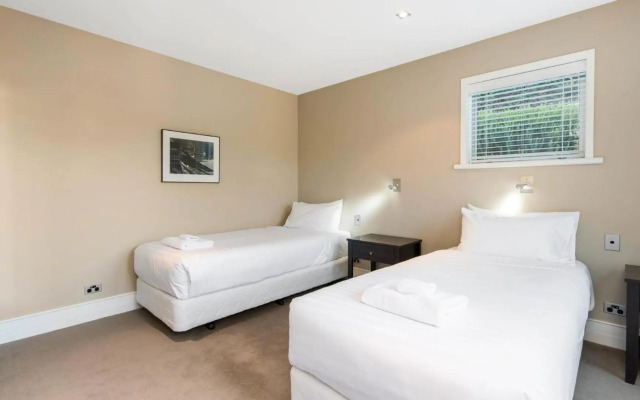 Stewart Lodge Luxury Spa