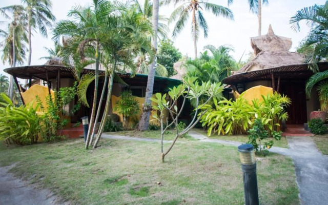 B52 Beach Resort