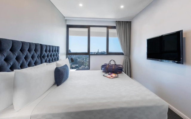 Meriton Suites Kent Street, Sydney