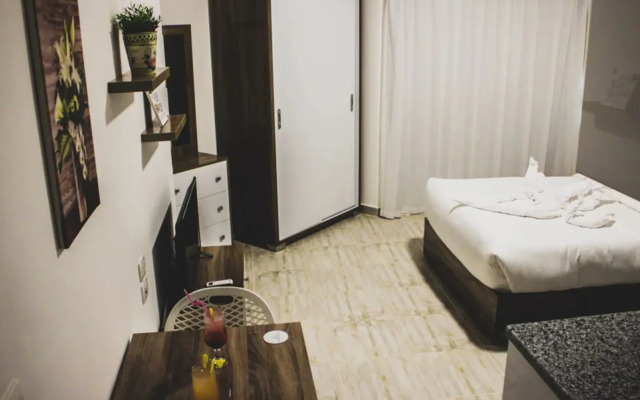 Aqua Palms Swim Up Apartments