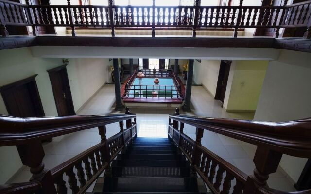 OYO 10638 Chandana Royal Resorts