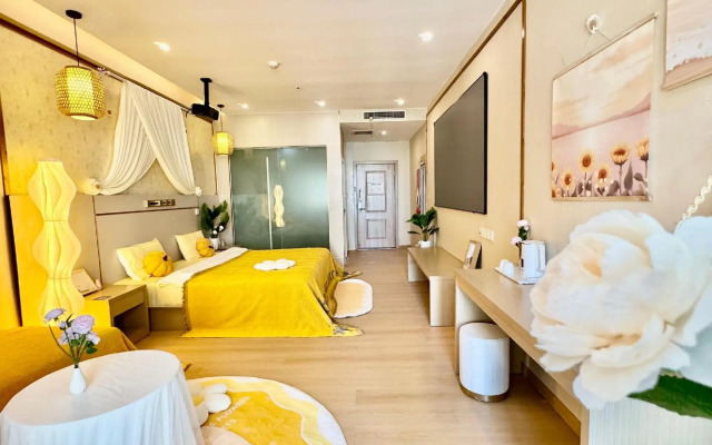 Jianye Yueju Business Hotel (Guangshang Dream City)