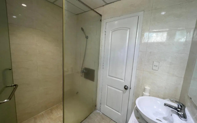 Royal Apartment in Muong Thanh