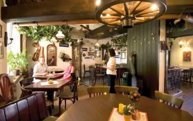 Gasthaus & Pension St.Peter