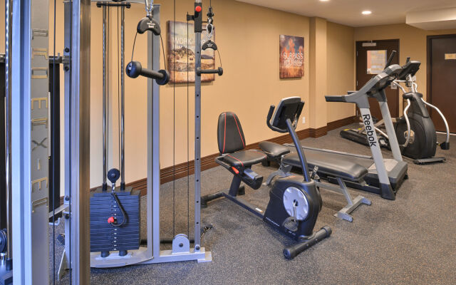 Best Western Woodland Inn