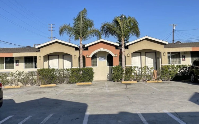 Villa Inn & Suites