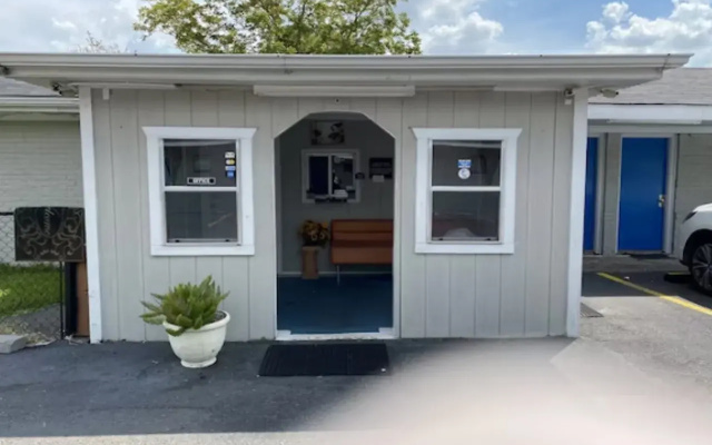 Motel 19 By Capital O Baytown I-10