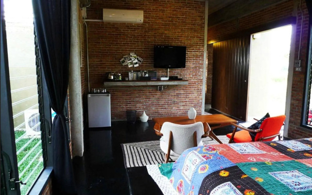 Love Pai Home