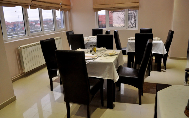 Garni Hotel 018 In