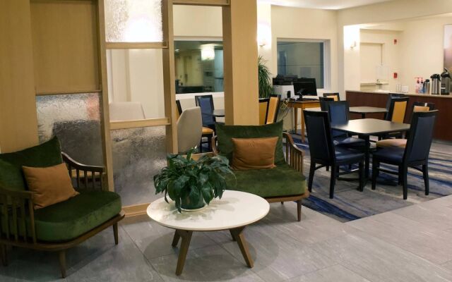 Fairfield Inn & Suites by Marriott San Francisco San Carlos