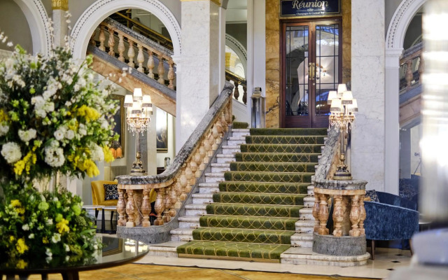 The Clermont London, Victoria