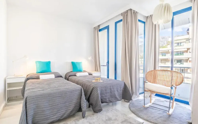 Marbella Pool House Ph24 on sea Shore