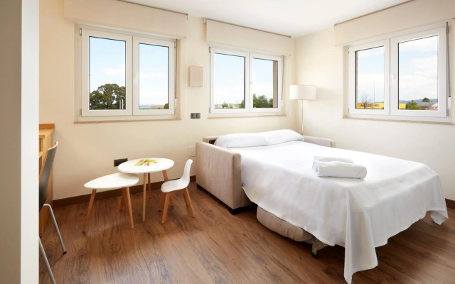 Hotel Arias Aeropuerto