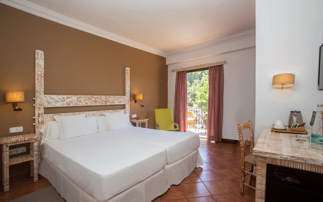Hotel Es Port