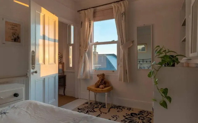 The Birches - Large Luxurious Villa