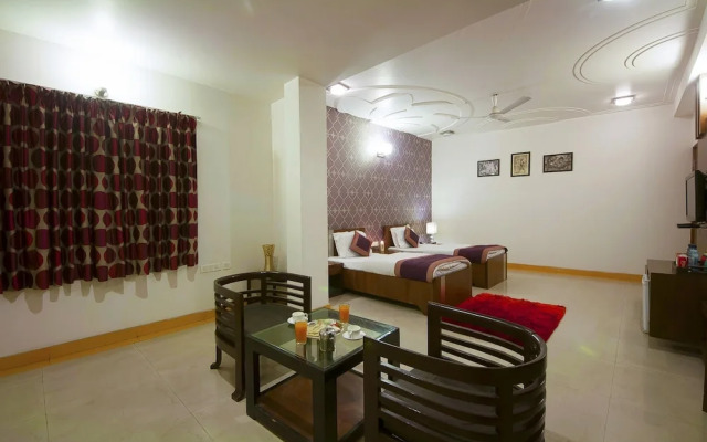 Hotel Delhi 37 Near - Delhi Airport