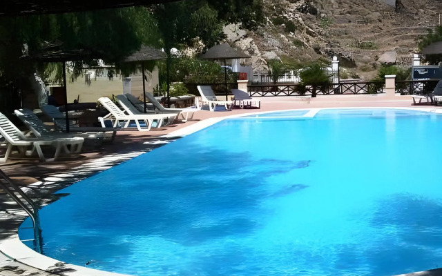 TheArtemis - Perissa Hotel