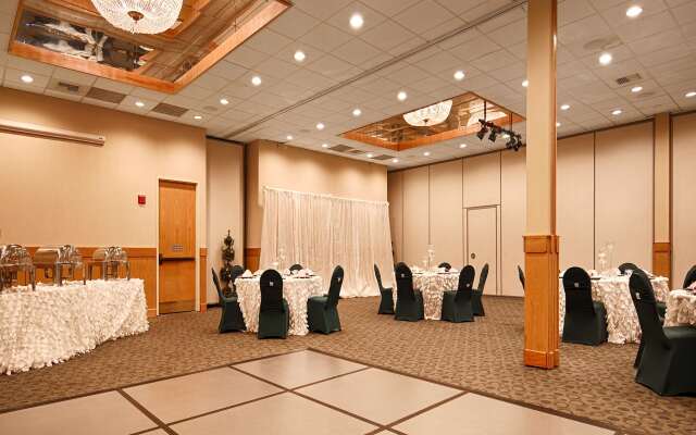 Best Western Plus Silverdale Beach Hotel