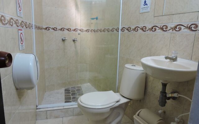 Aparta Hotel Calasanz Home