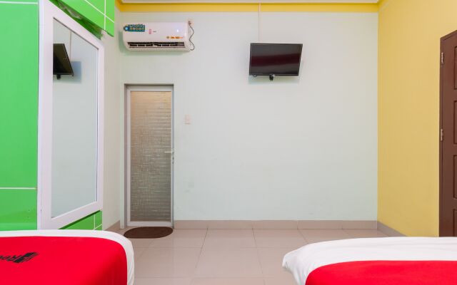 RedDoorz Syariah @ Dinda Residence