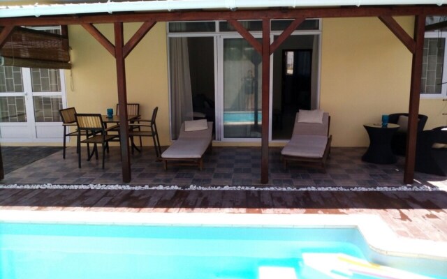 Villa With in Pointe aux Cannoniers With Private Pool Fur