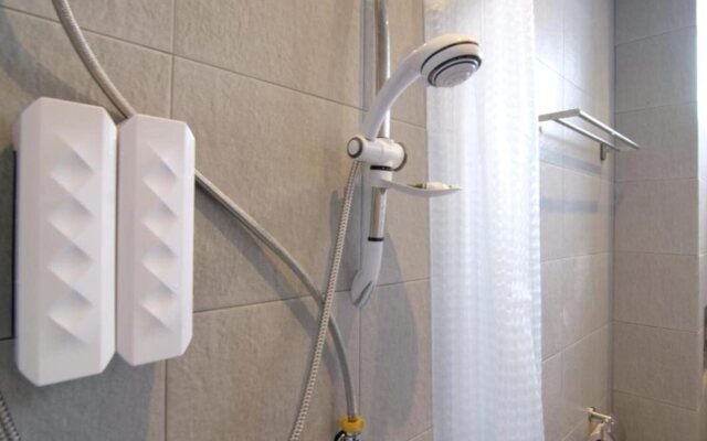 Sleep With Me Bangkok - BTS Phra Khanong