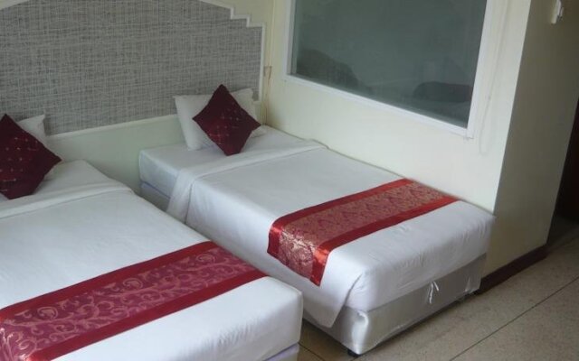 Morakot Twin Chumphon