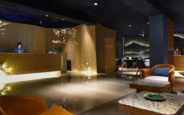 Ranz Hotel