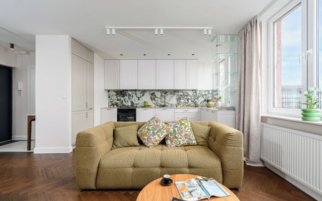 Lumina spacious apartment with parking