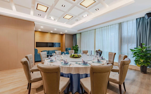 Hefei Parkview Hotel