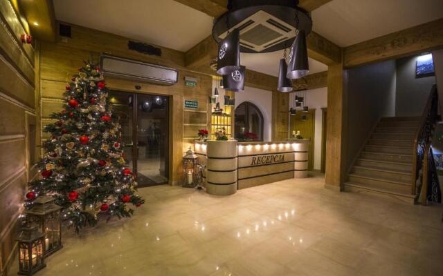 Hotel Carlina
