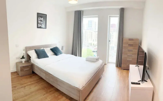 Superb Luxury 2 Bed London Apartment