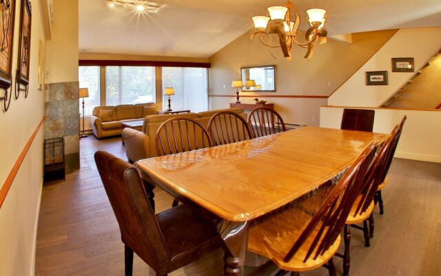 Les Chalets Mont-Sainte-Anne