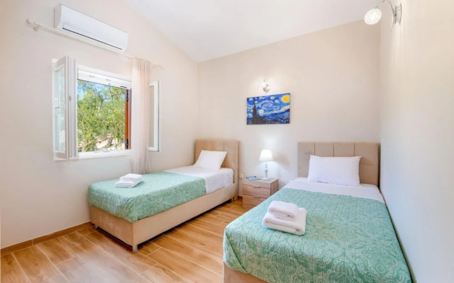 Villa Plagia Brand New Villa