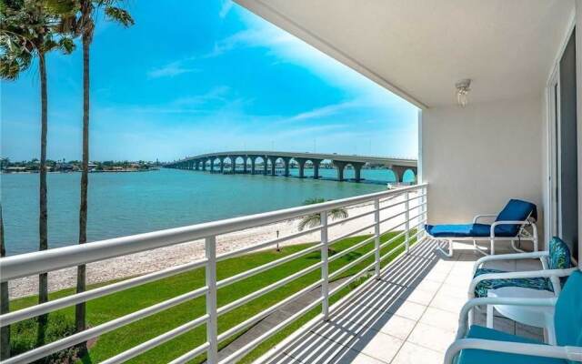 Bahia Vista 8314 - Two Bedroom Condo