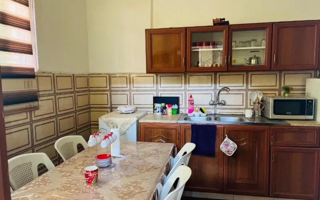 IBN Khaldoon Hostel