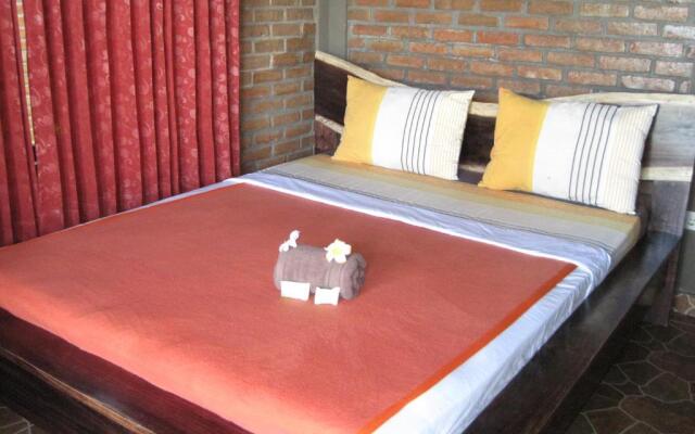 Gubug Balian Beach Bungalow