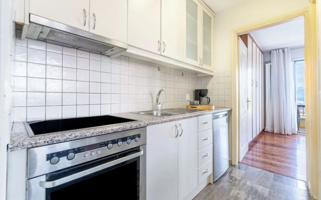 Seaview Portside apartment