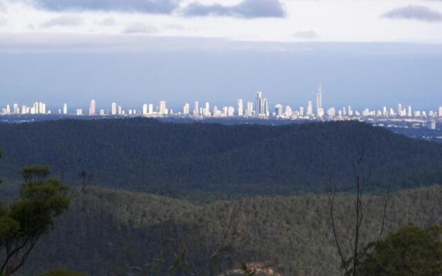 Mountain Edge Studios on Tamborine Mountain